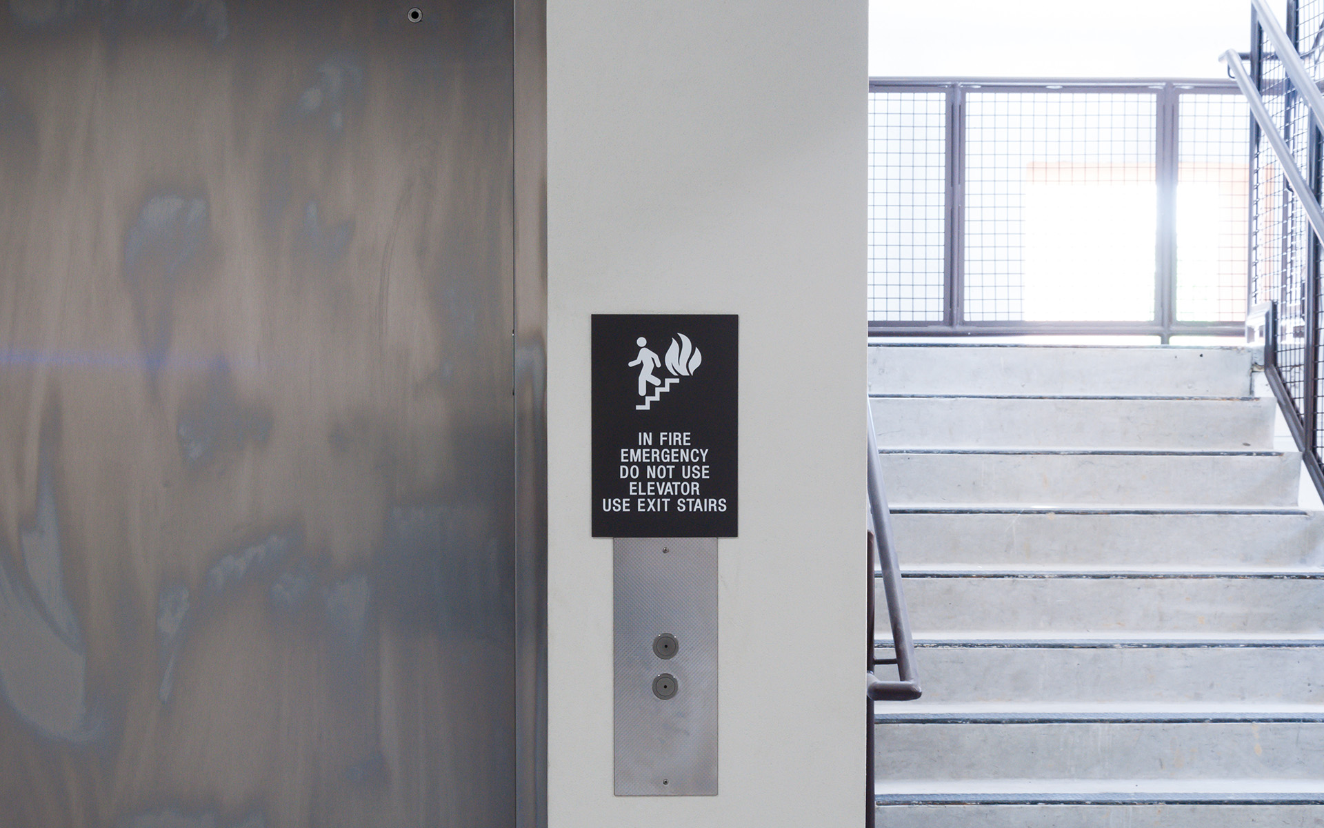 Sandia Casion Parking Lot Signage