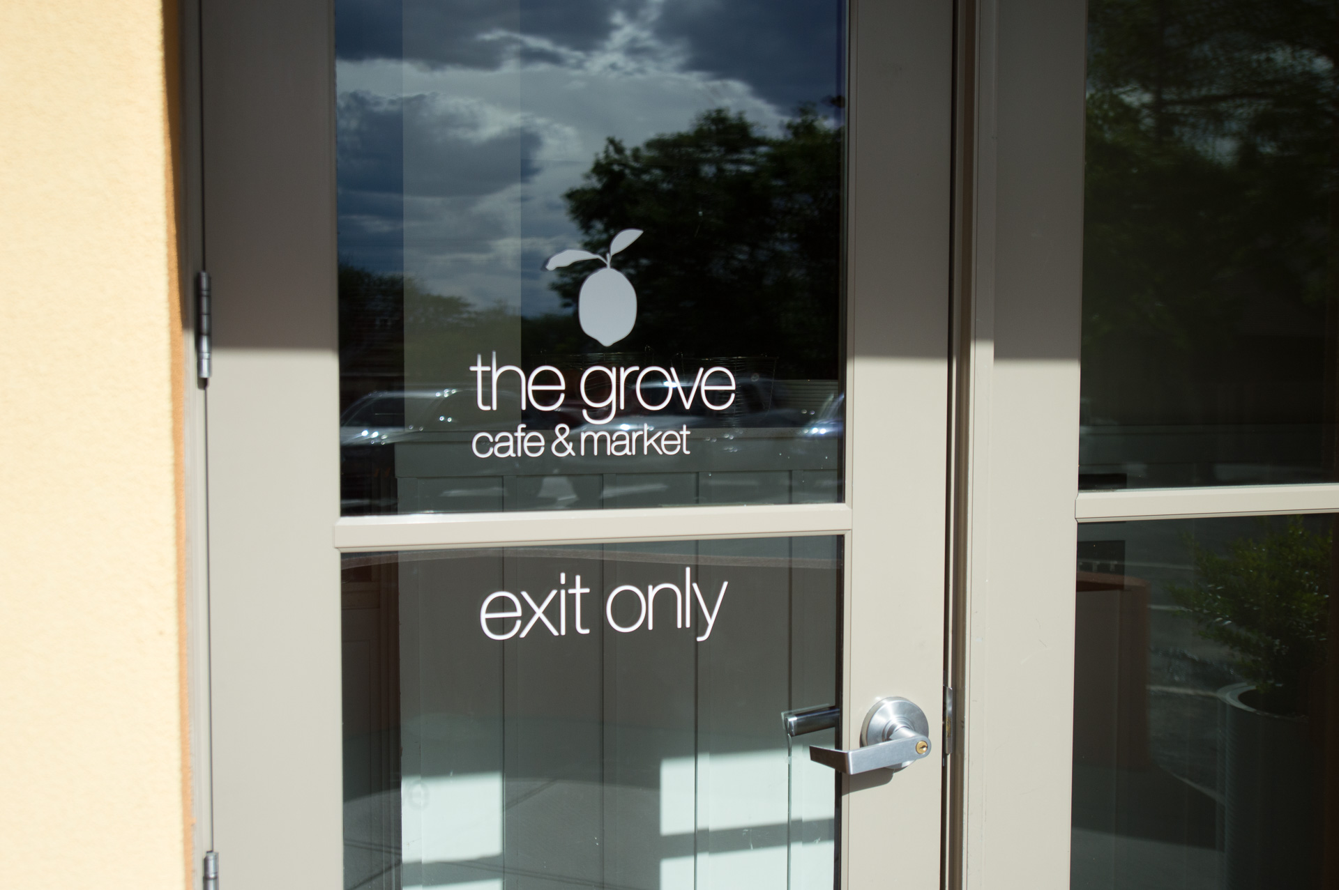 The Grove Café & Market Signs